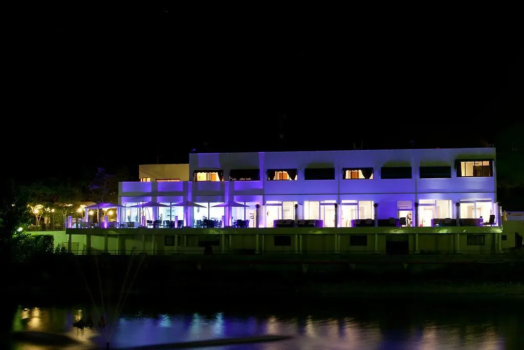 Hotel Villaggio La Pescaccia San Clemente