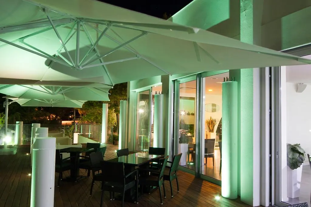 Villaggio La Pescaccia San Clemente  Hotel