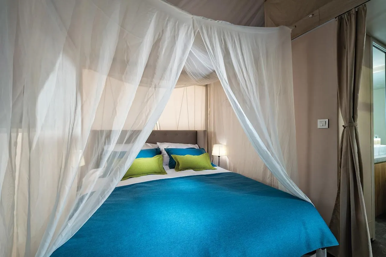 ** Hotel Villaggio La Pescaccia San Clemente  Italie