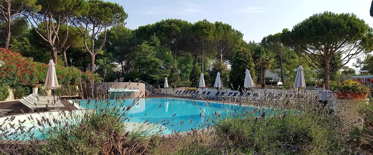 Hotel Villaggio La Pescaccia San Clemente