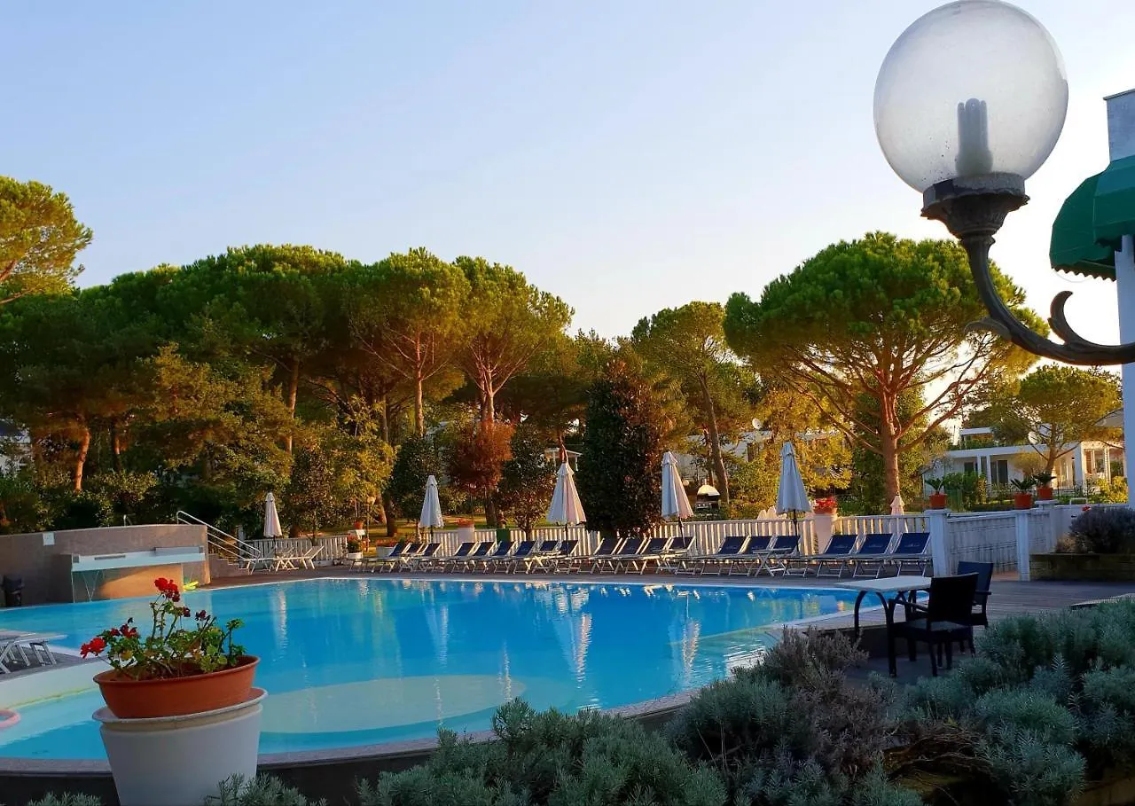 Villaggio La Pescaccia San Clemente  Hotel